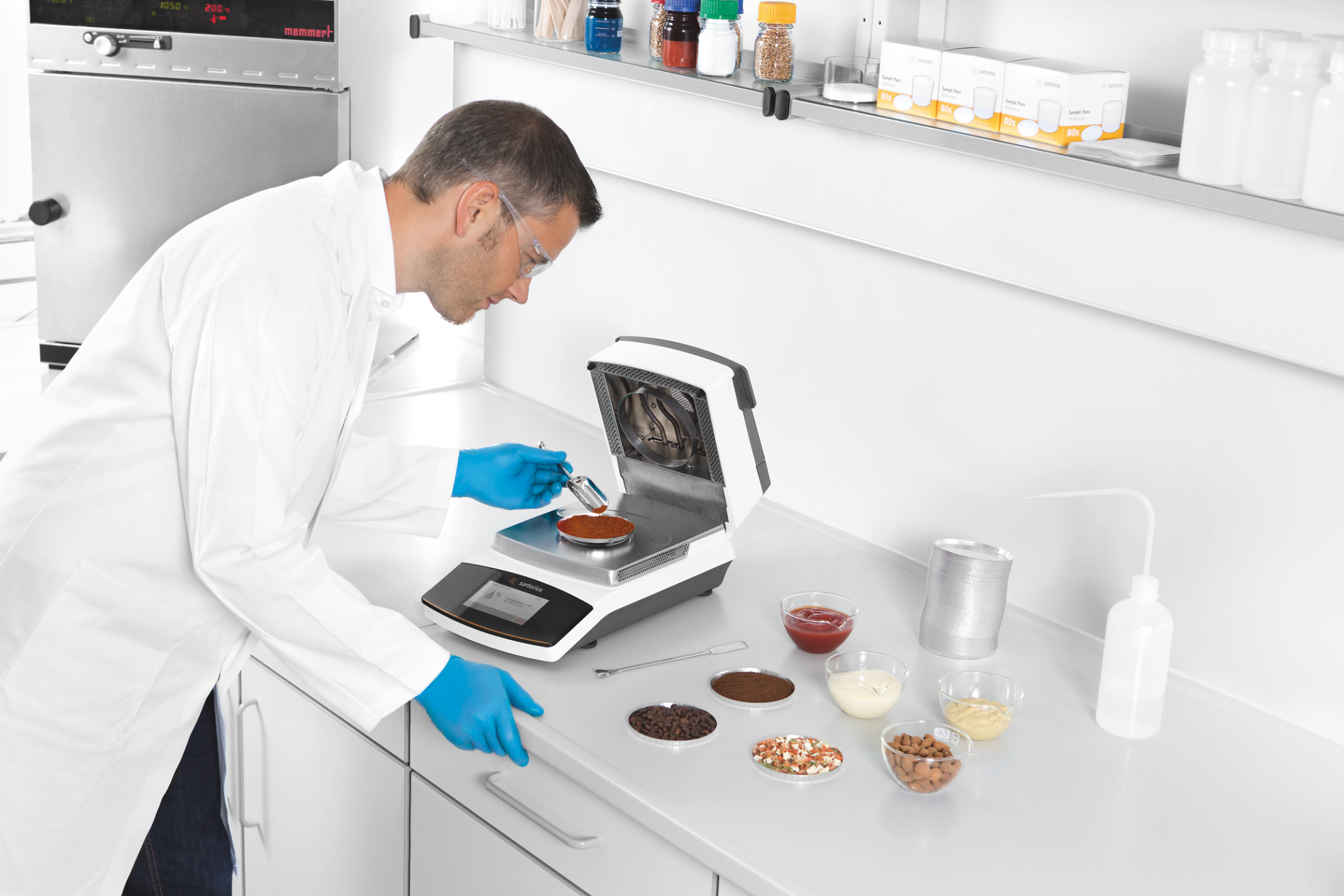 Određivanje sadržaja vlage u sirovinama | Vino - Sartorius Libra Elektronik